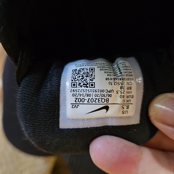 NIKE Runners - Picture 4 of 4